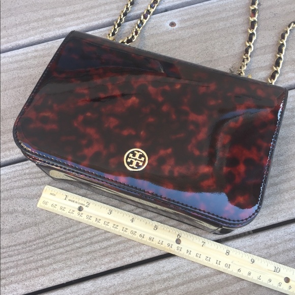 Authentic Tory Burch Robinson tortoise shoulder - Picture 2 of 8